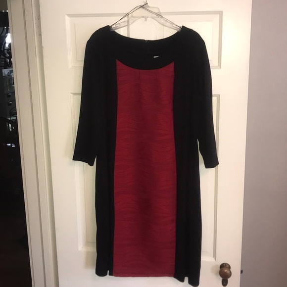 Dress Barn Dresses & Skirts - Black/red dress